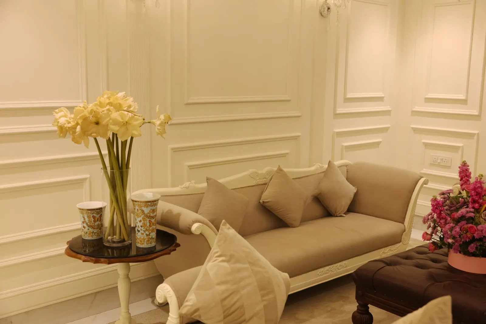 New Delhi — 2BHK with Private Courtyard — Living Area, photo 5 of 24